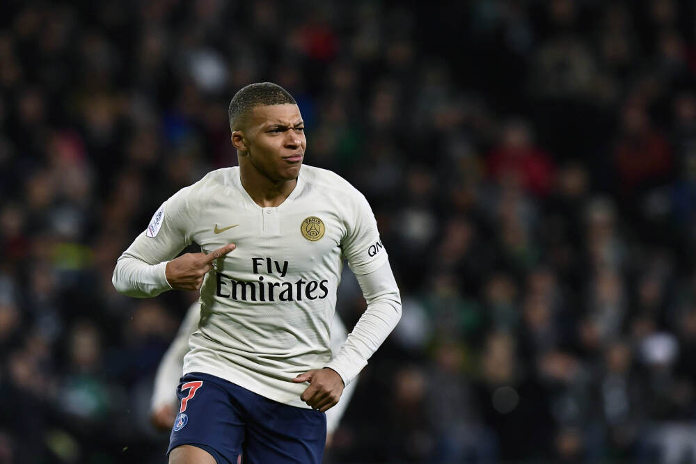 中央第一生态环境保护督察组督察北京市动员会在北京召开